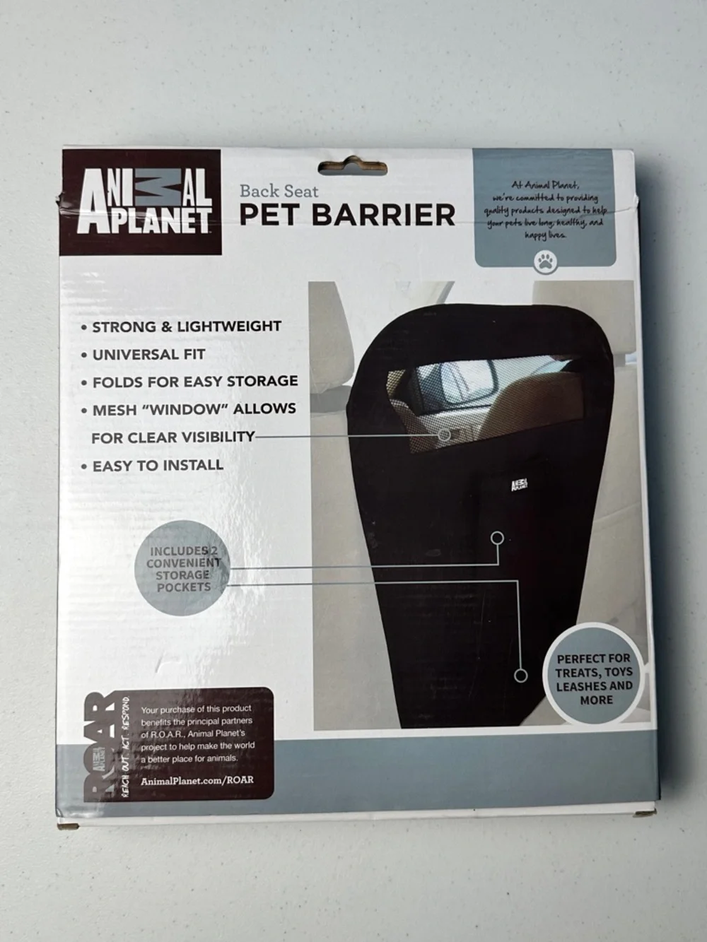 NIB Animal Planet Back Seat Pet Barrier With Two Storage Pockets